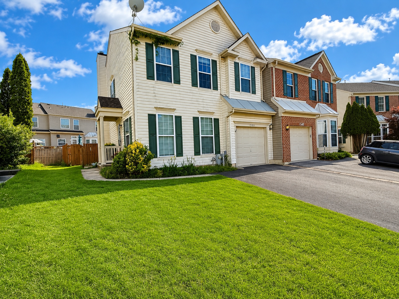 235 Eisenhower Ct - Photo 3 of 5