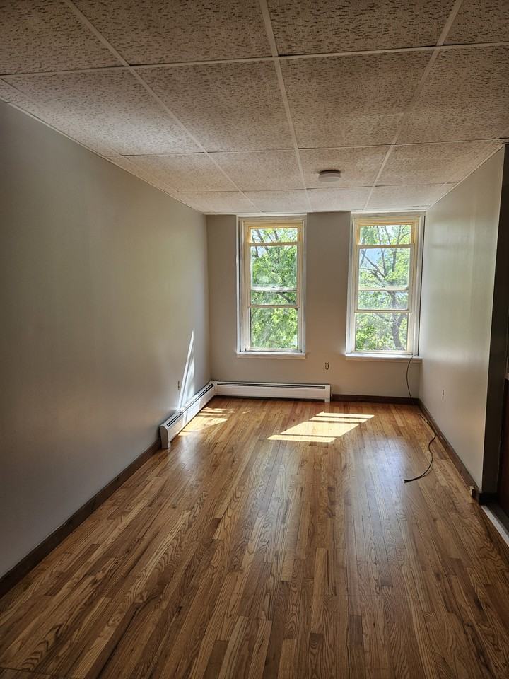 172 Avenue A #8 - Photo 2 of 4