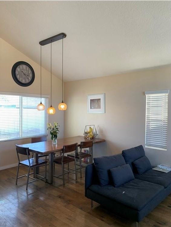 28561 Foxboro Lane - Photo 4 of 15