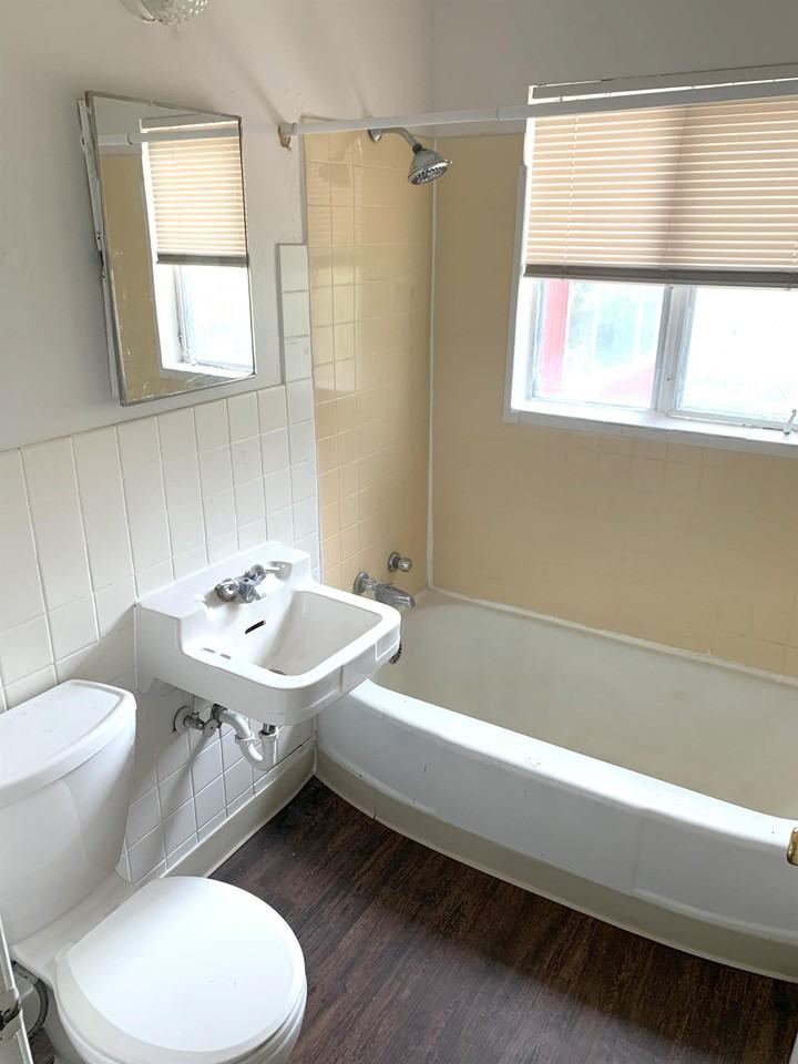 212 N Ford St - Photo 3 of 17