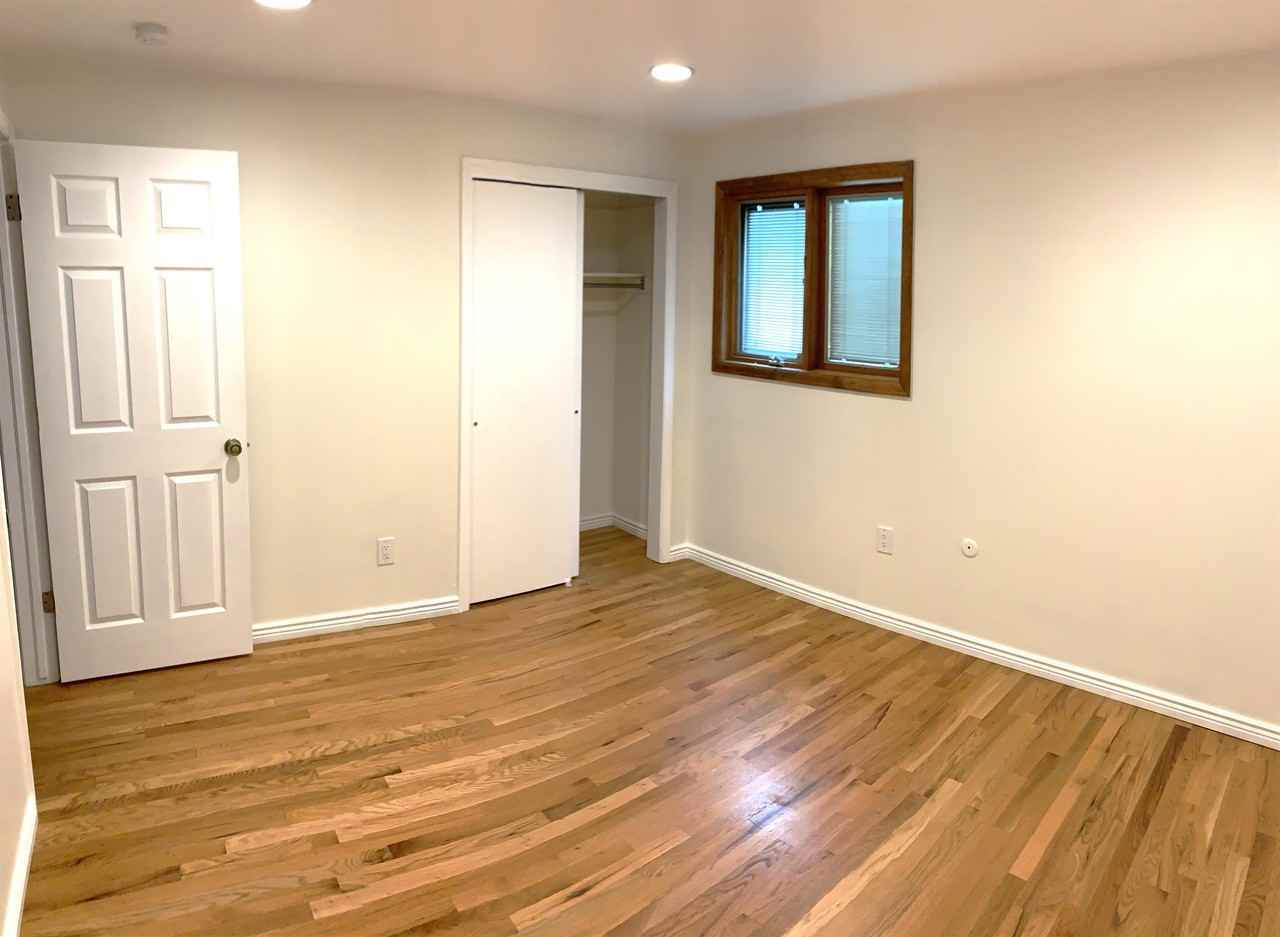 1844 Mt Zion Dr - Photo 5 of 18