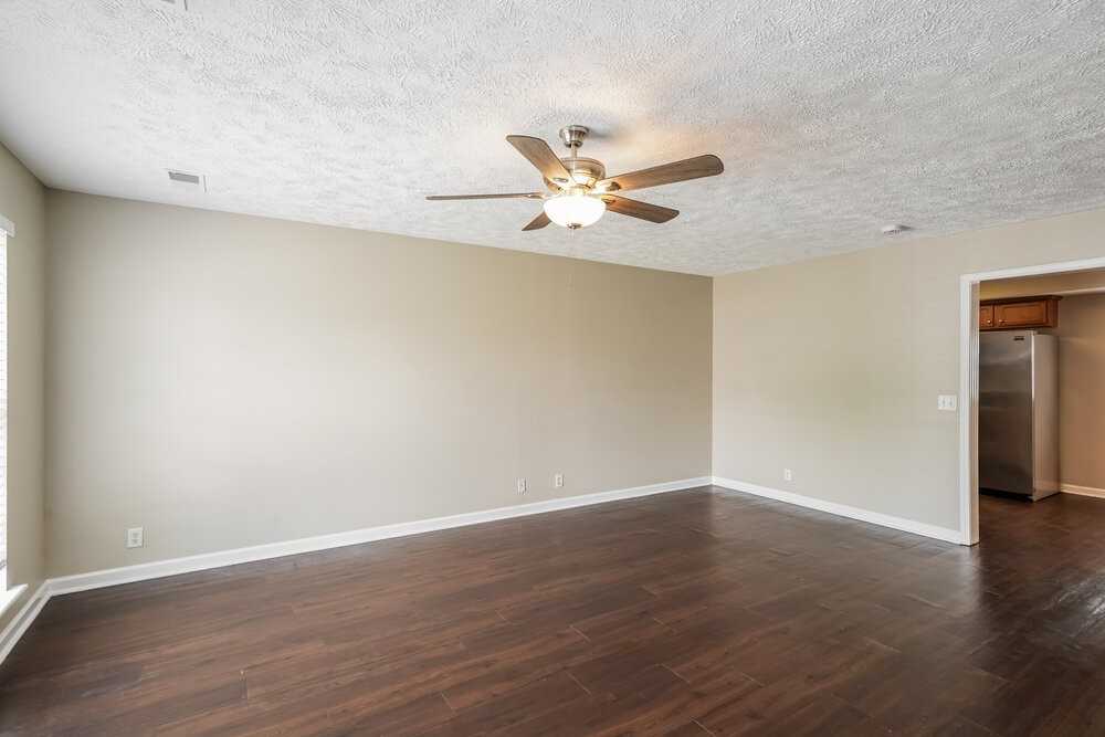 3076 Ace Wintermeyer Dr - Photo 5 of 17