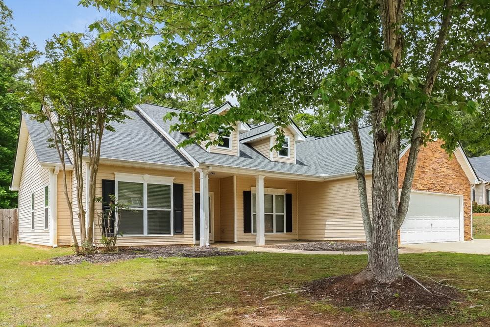 134 Westridge Cir - Photo 3 of 16