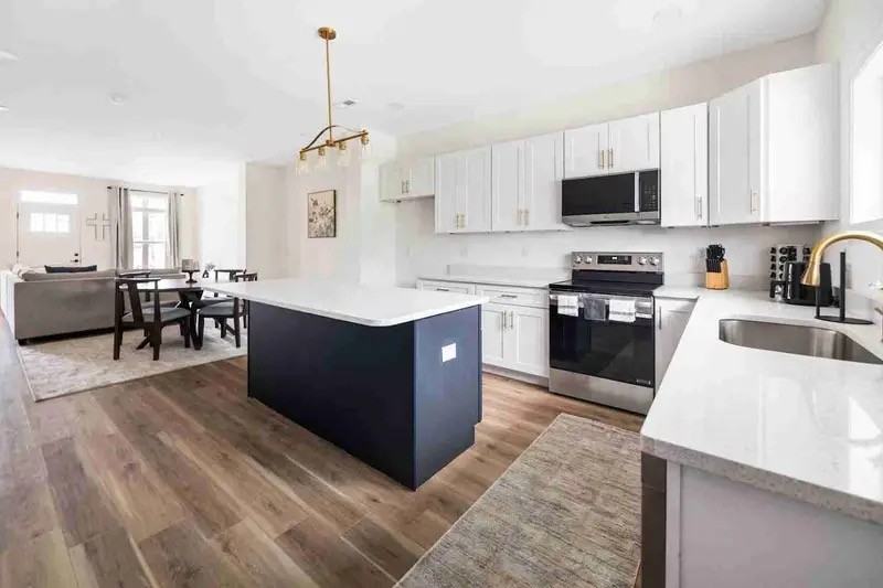 393 Church St N #1 - Photo 2 of 8