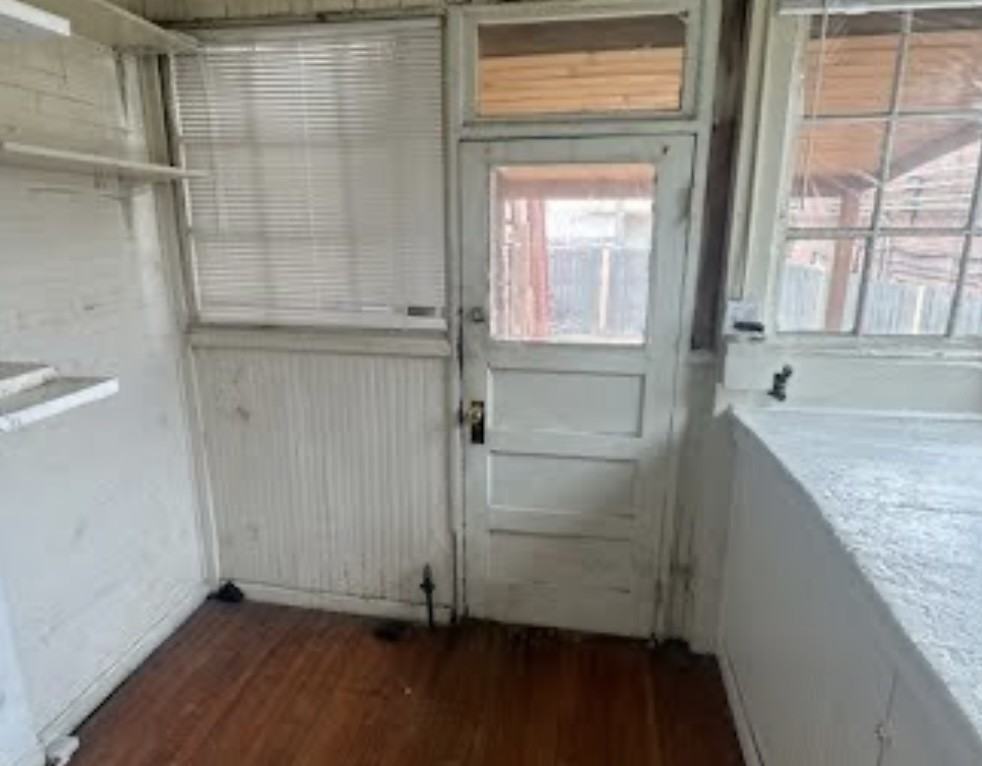 1483 Milwaukee St #1 - Photo 5 of 19