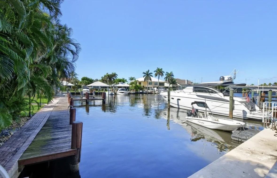 1820 S Ocean Blvd - Photo 3 of 16