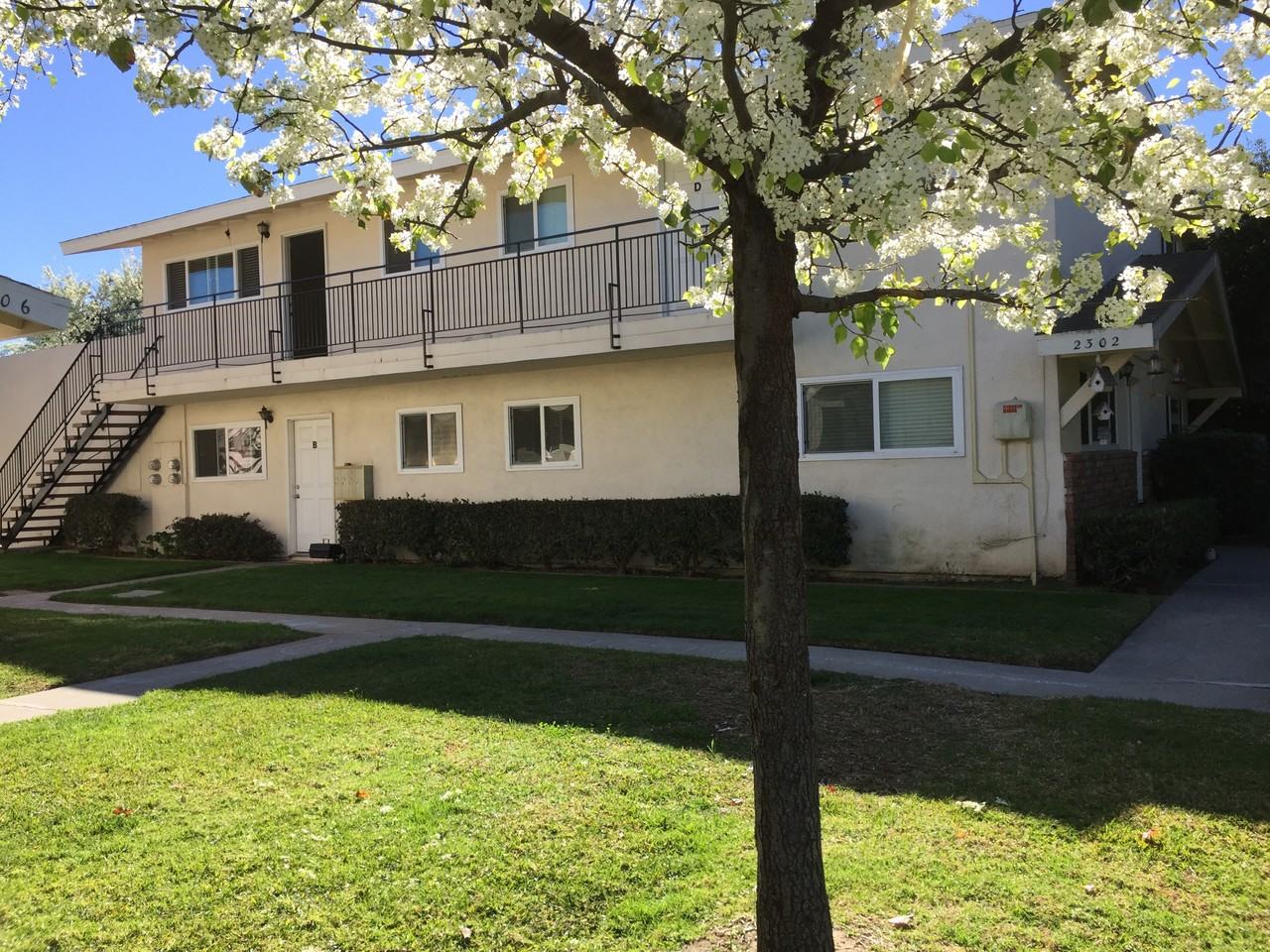2302 England St #B - Photo 2 of 14