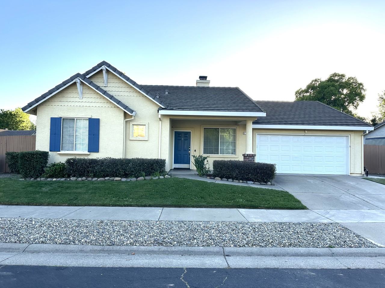 201 Summer Grove Cir #NA - Photo 2 of 29