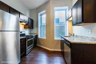 1525 W 17th St #2R - Photo 1 of 1