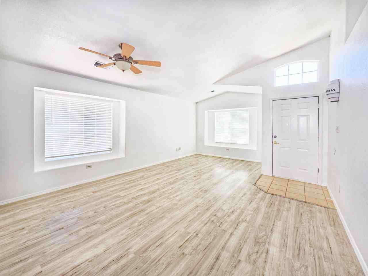 3724 Oasis Springs Rd Ne - Photo 2 of 22