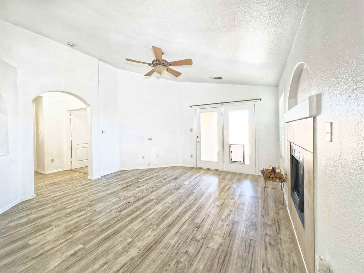 3724 Oasis Springs Rd Ne - Photo 6 of 22