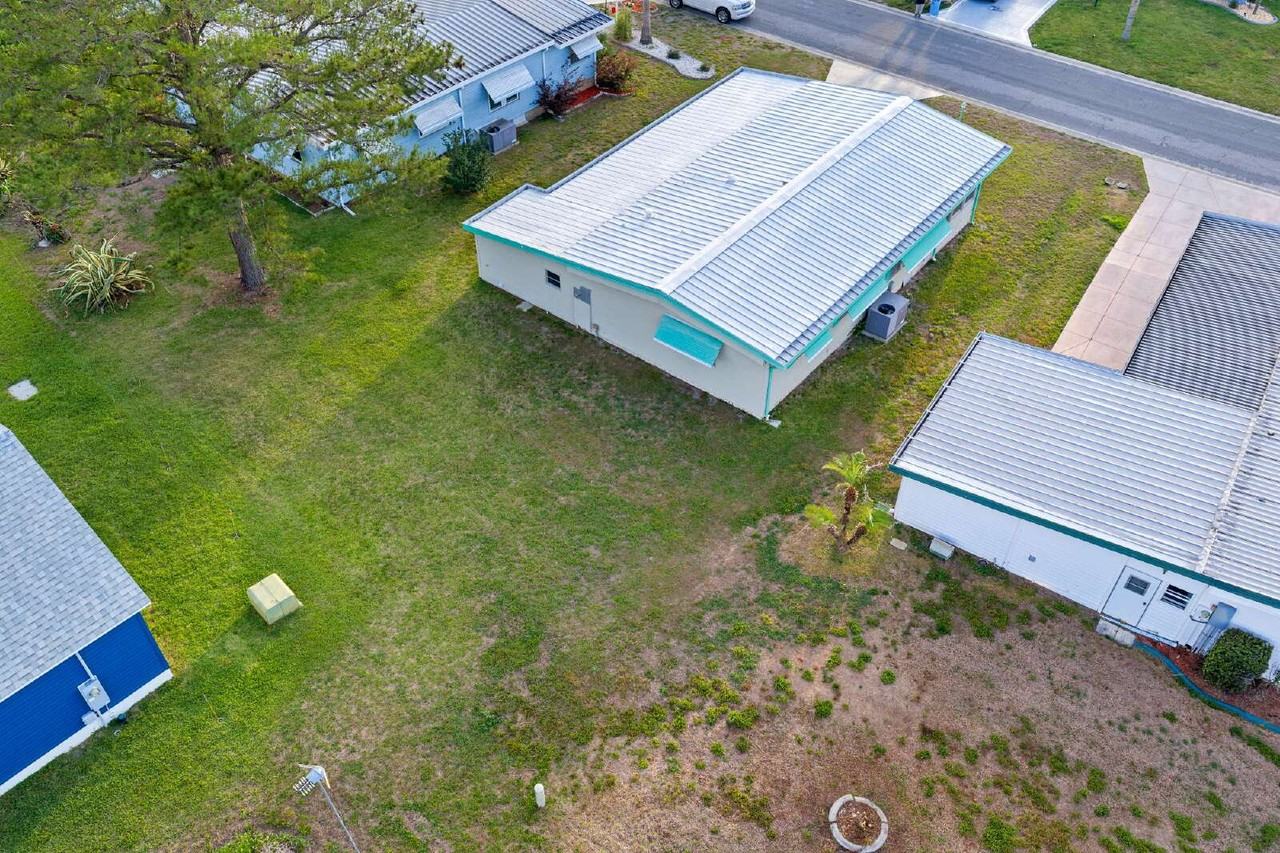 957 Tarrson Blvd - Photo 5 of 38