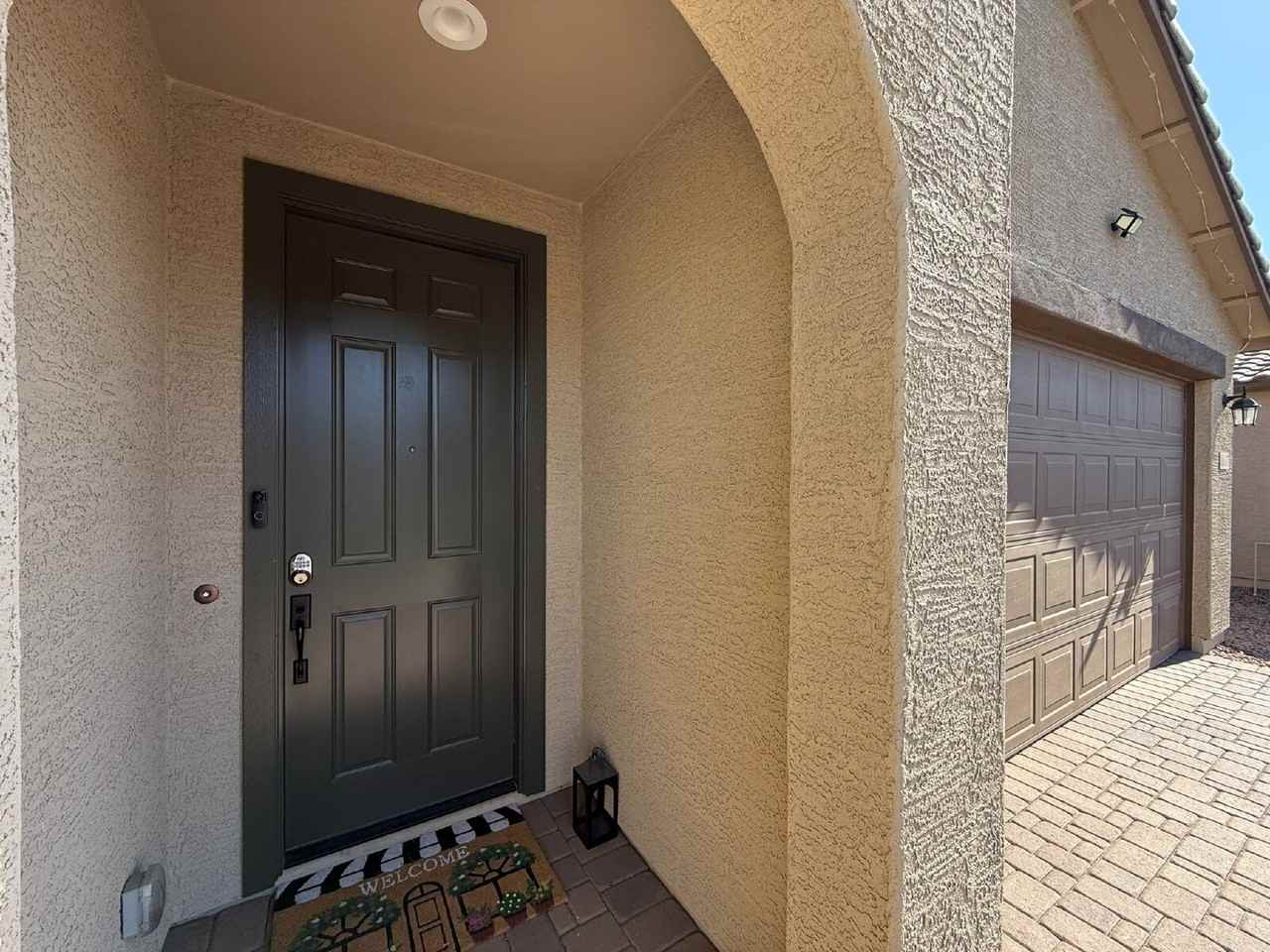 11037 W Hadley St - Photo 2 of 37