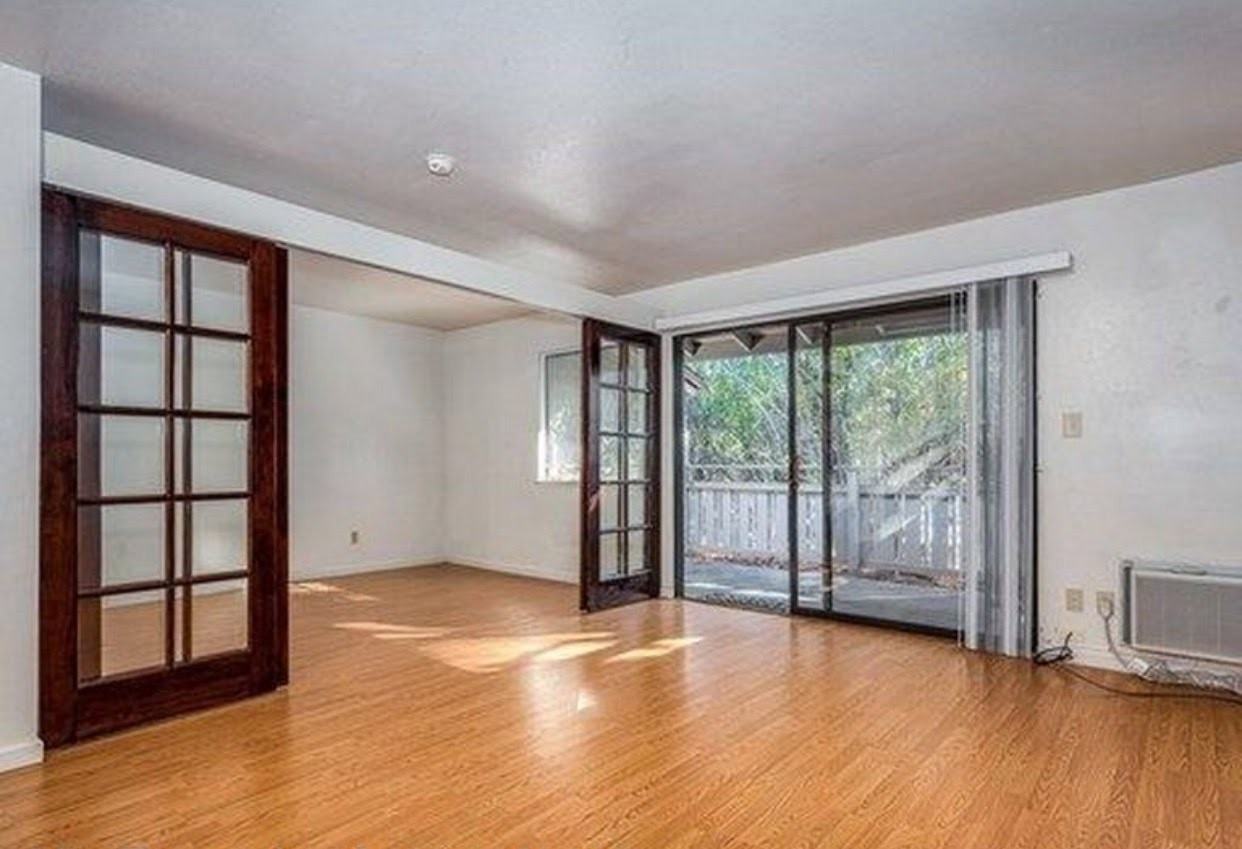 101 Kinross Dr #4 - Photo 3 of 29