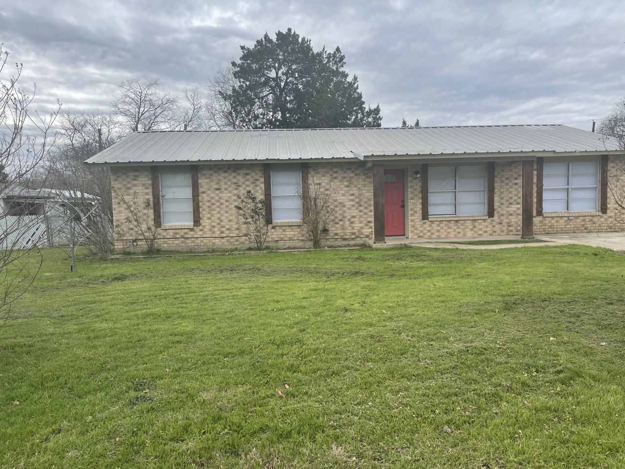 1400 Magnolia St #NA - Photo 3 of 24