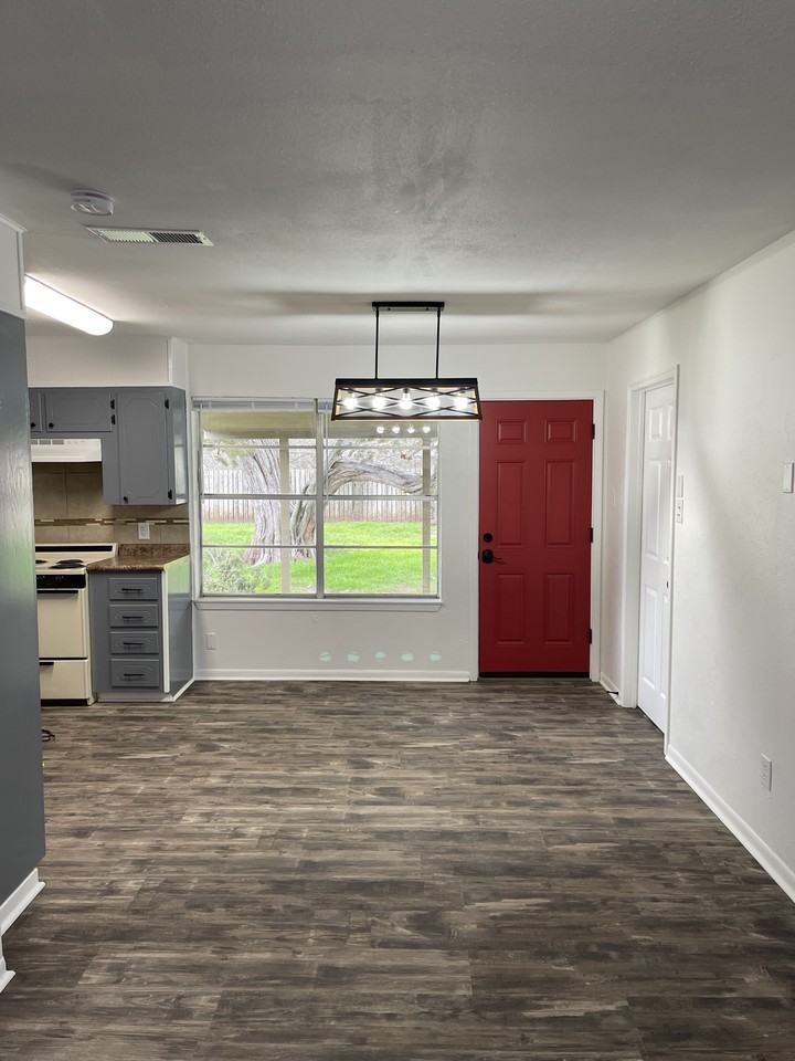 1400 Magnolia St #NA - Photo 7 of 24
