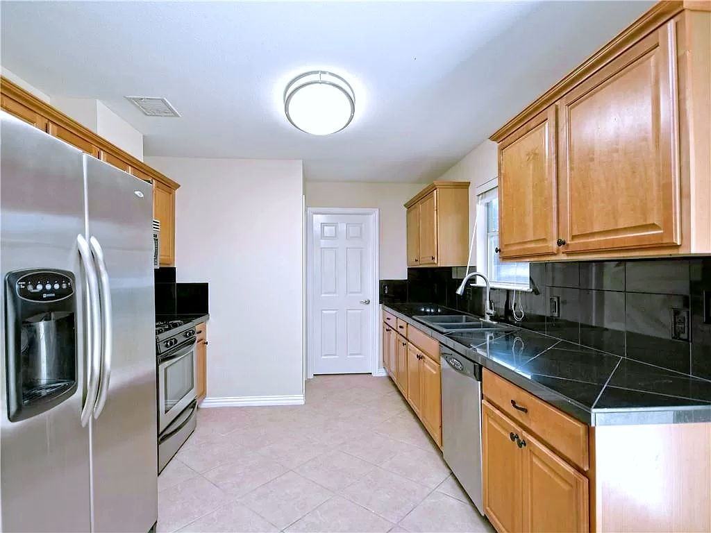 1806 Wallin Loop #NA - Photo 5 of 28