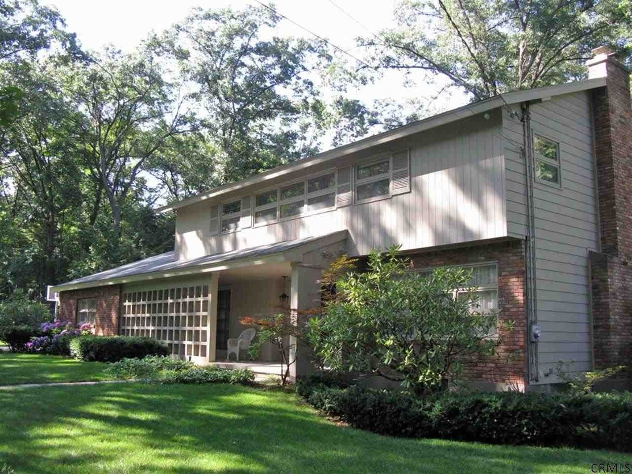 10 Ruso Dr - Photo 2 of 18