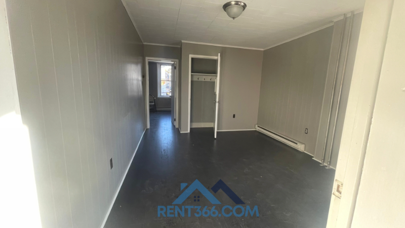 101 N George St #1 - Photo 6 of 10