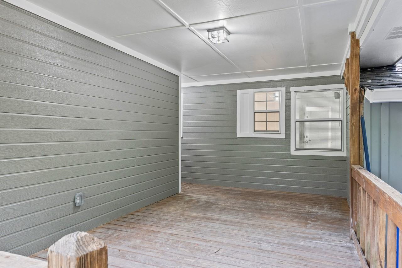128 Woods Dr - Photo 5 of 21