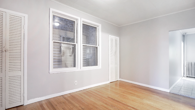 47 65th St #1 - Photo 4 of 9
