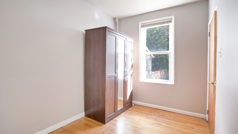 47 65th St #1 - Photo 7 of 9