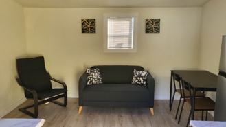 1803 E Henry Ave #B - Photo 1 of 1