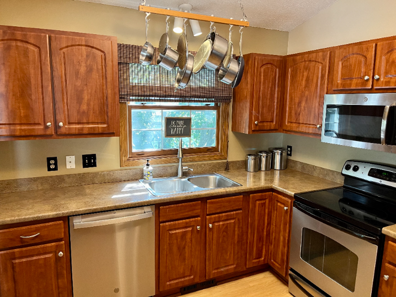 17604 Lorence Way - Photo 3 of 18