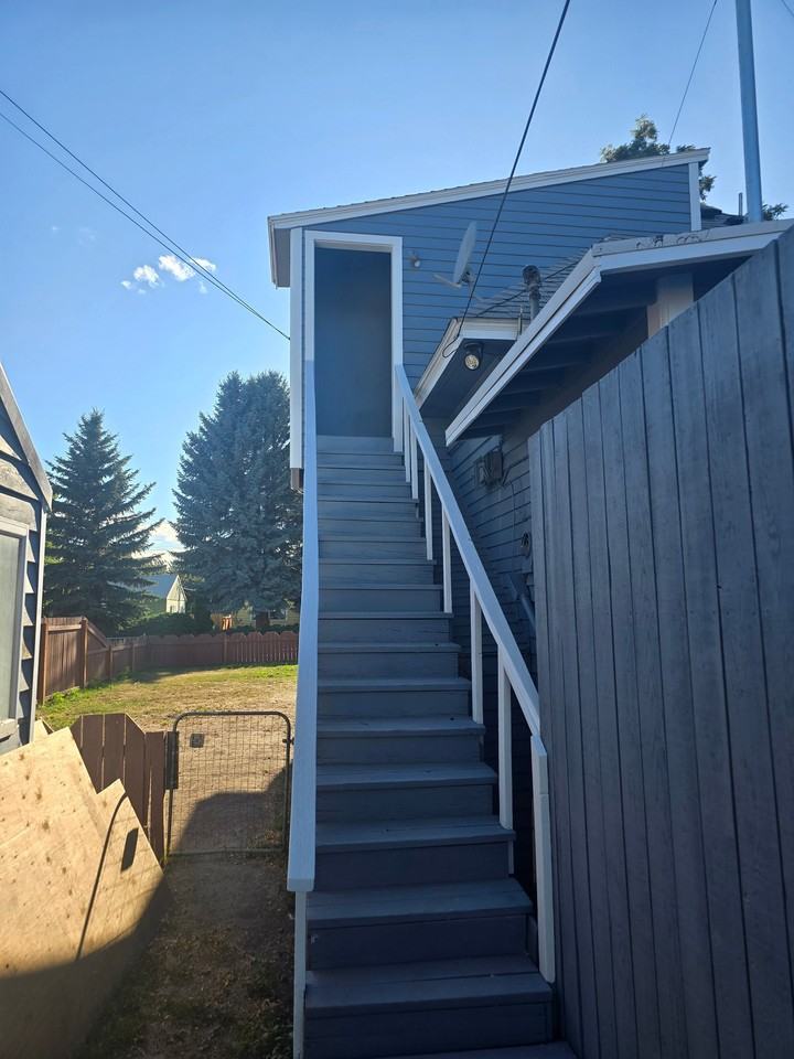 304 S Anderson St - Photo 7 of 25