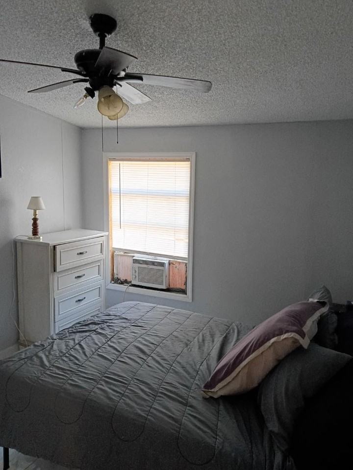 18095 Spangler Ave - Photo 4 of 7