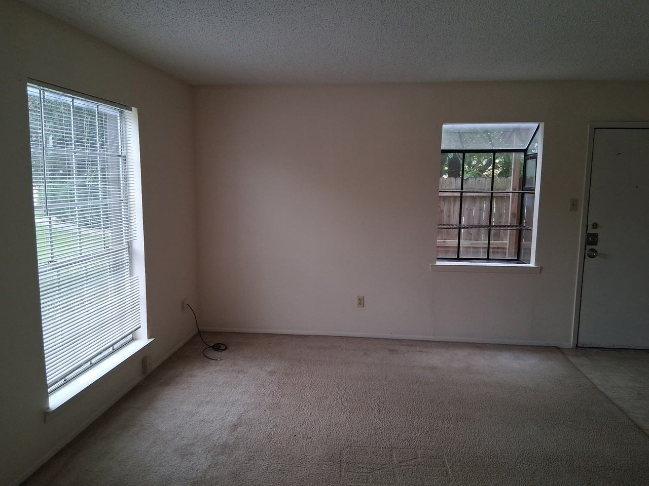 4502 Hunt Cir #A - Photo 3 of 12