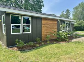 featured image of 4040 Main St