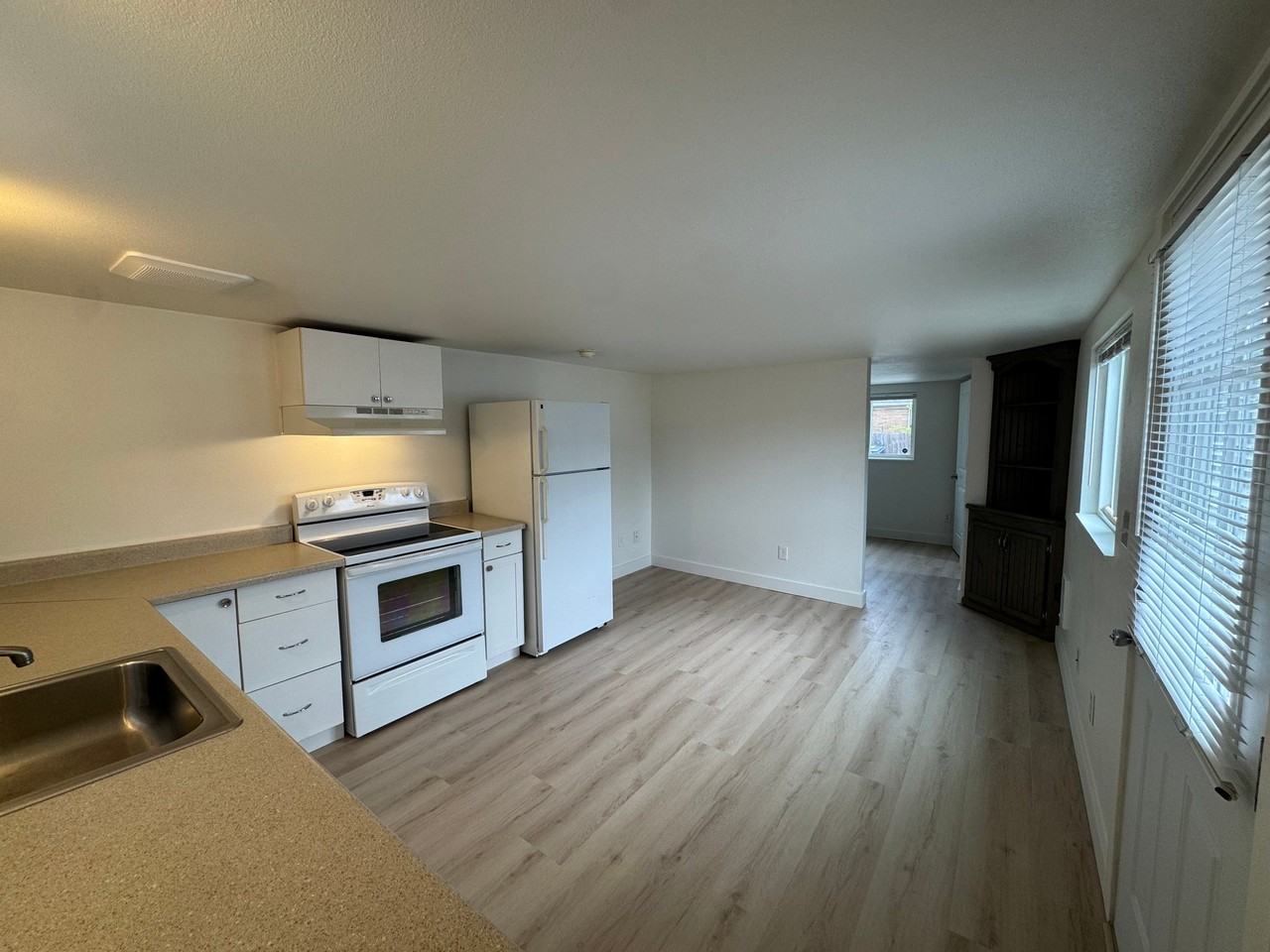 2127 Wells St #DADU - Photo 6 of 8