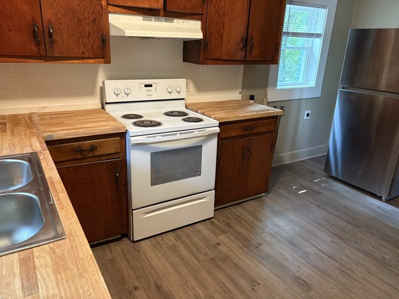 711 Grandview Ave #A - Photo 7 of 12
