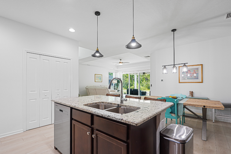 9337 Cool Breeze Dr - Photo 6 of 19