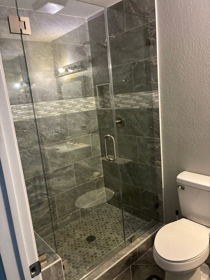 706 E Tinsley St - Photo 2 of 4