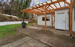 featured image of 6593 Se Thiessen Rd