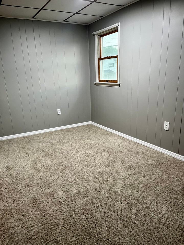 400 Clarkson Ave #402 - Photo 7 of 9