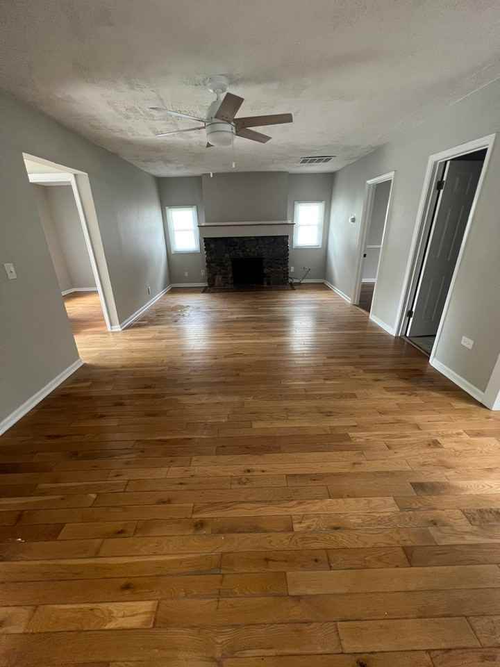 3955 Clubview Ave - Photo 5 of 22