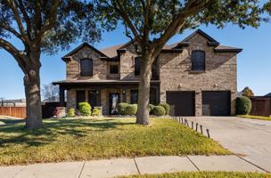 featured image of 936 Bending Oak Dr
