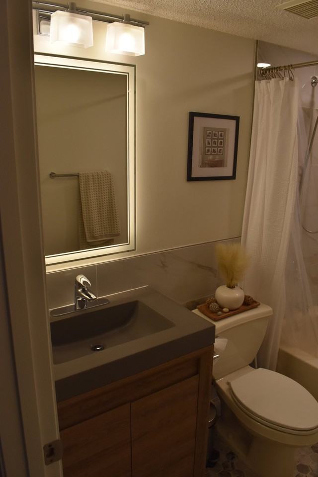 23 Salisbury Ct - Photo 2 of 12
