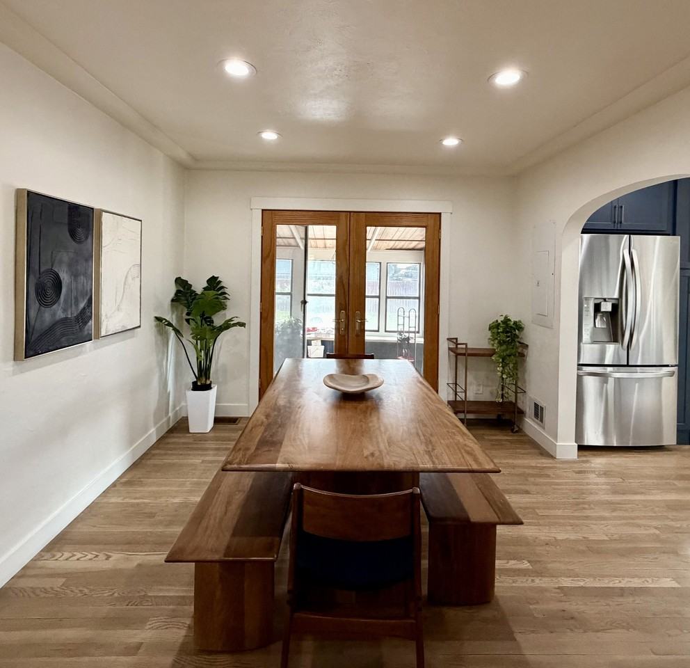 1011 N Meade Ave - Photo 4 of 20