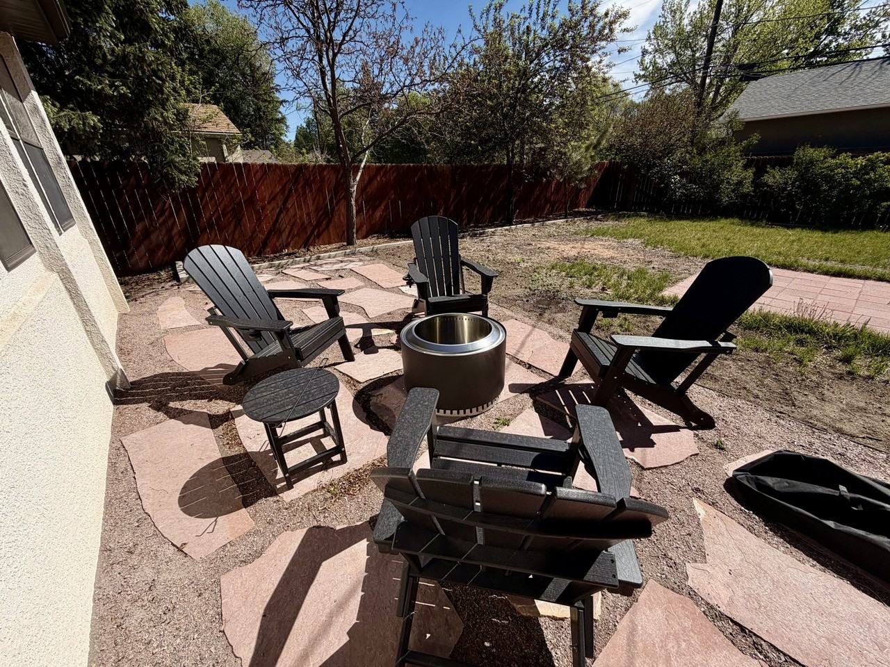 1011 N Meade Ave - Photo 5 of 20