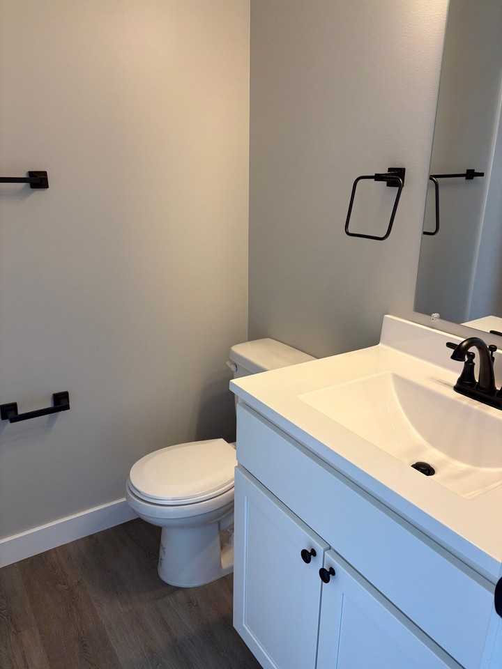 1313 Owen Ln - Photo 3 of 10