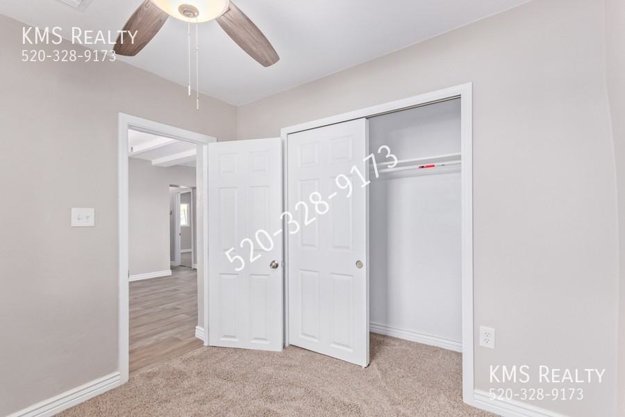 4213 S Lundy Ave - Photo 3 of 28