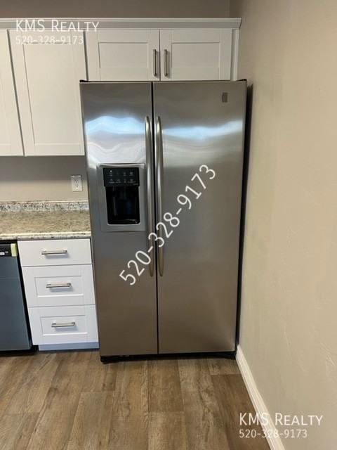 4213 S Lundy Ave - Photo 4 of 28
