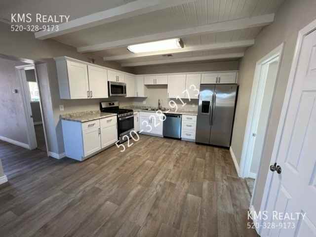 4213 S Lundy Ave - Photo 5 of 28