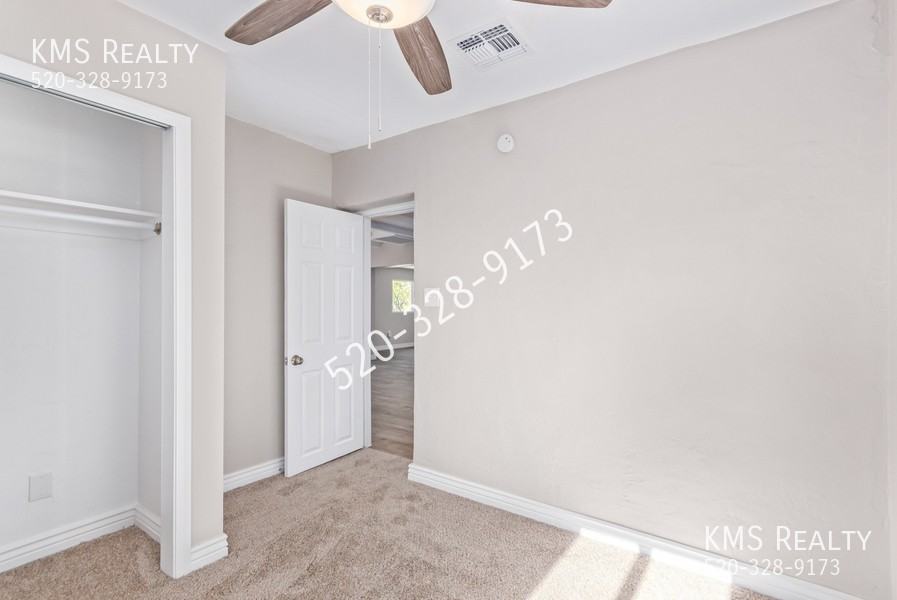 4213 S Lundy Ave - Photo 6 of 28