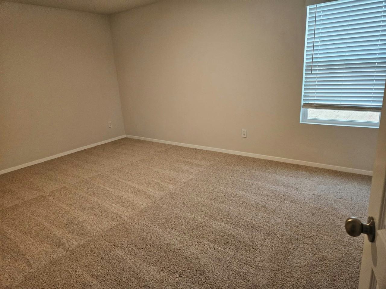 2417 East War Eagle Street - Photo 3 of 20
