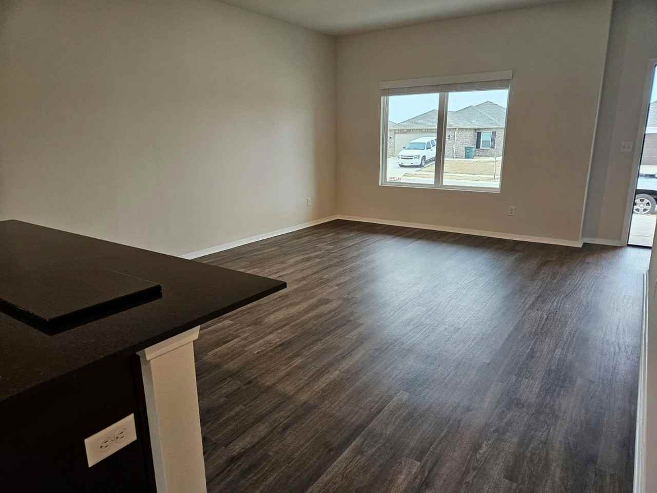 2417 East War Eagle Street - Photo 7 of 20